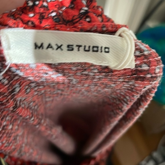 Max Studio Red Floral Print Tiered Sleeveless Flowy Tiered Shift Sundress Size 8 - Picture 16 of 16